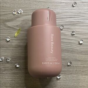 Rare Beauty Hydrating Body Lotion